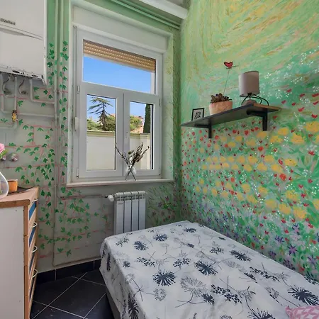 The Grand Mansion On La Guardia Apartamento