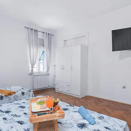 Apartament The Grand Mansion On La Guardia Rijeka
